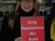 Zeig Rassismus die rote Karte